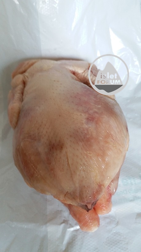 sadia frozen chicken Sadia 雪藏全雞 ( 900克 )(3).jpg