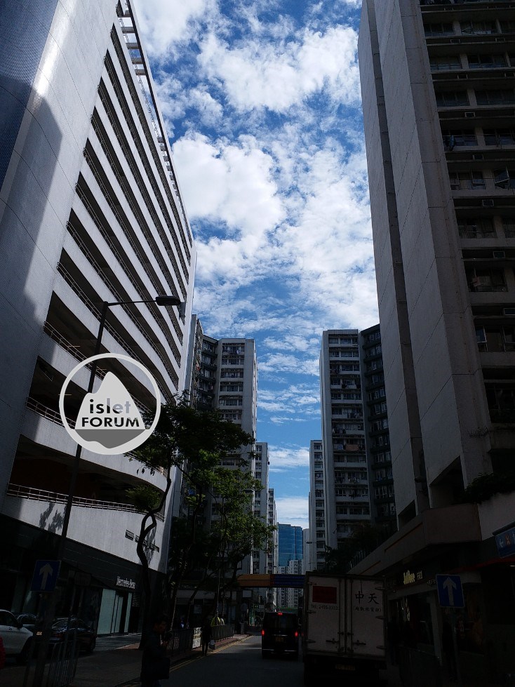 藍天白雲的香港 (2).jpg